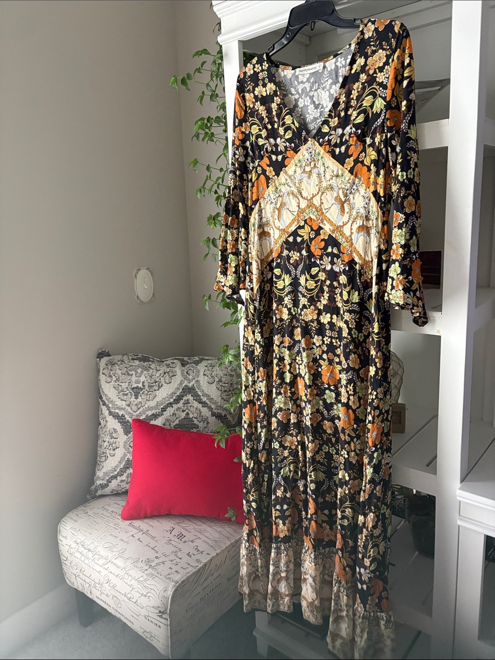Black maxi with elegant small floral print. Comfortable and elegant❣️ - Picture 6 of 10